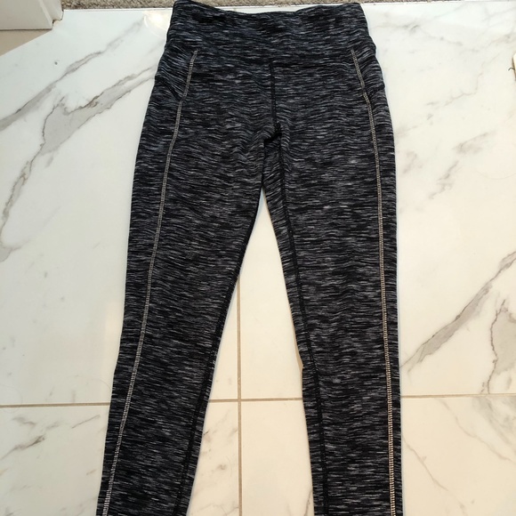Hyba Leggings - Picture 3 of 4